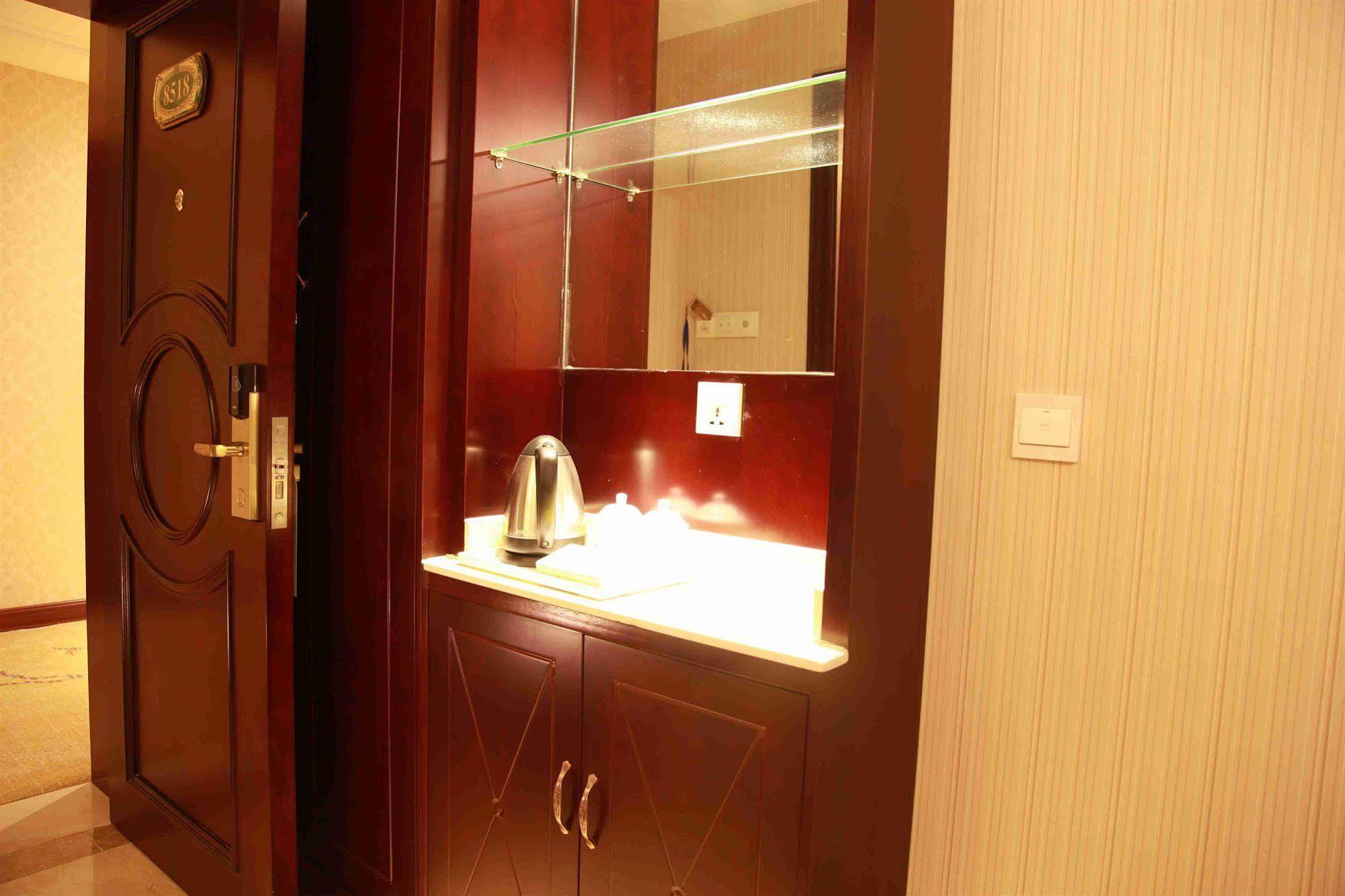 Vienna Hotel Shanghai Pudong Airport Εξωτερικό φωτογραφία